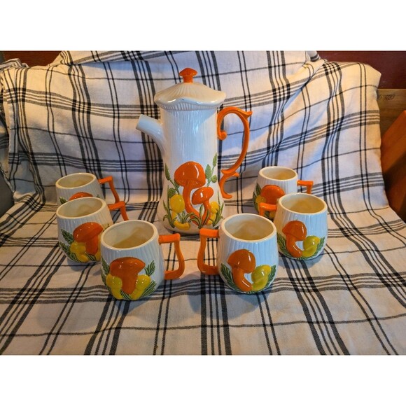 Vintage Ceramic Coffee Server Set Mushroom Motif‎ Teapot 6 Mugs Arnels - Picture 8 of 13